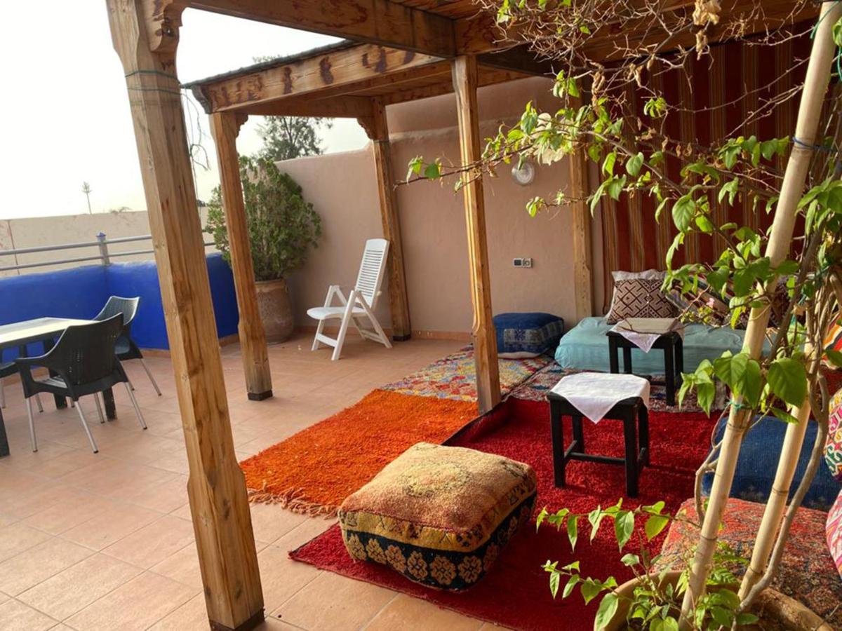 Riad La Rose Des Sables Marrakesh Bagian luar foto