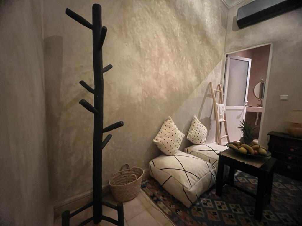 Riad La Rose Des Sables Marrakesh Bagian luar foto
