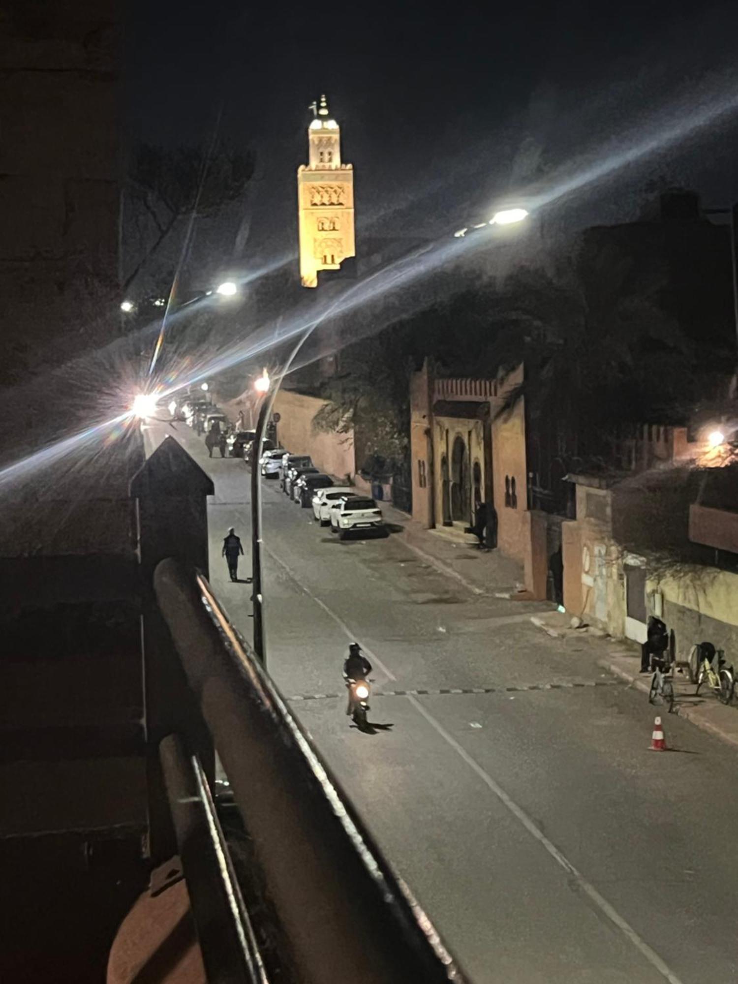 Riad La Rose Des Sables Marrakesh Bagian luar foto