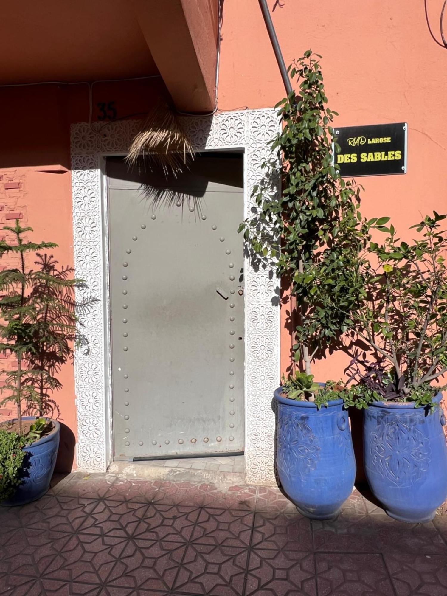 Riad La Rose Des Sables Marrakesh Bagian luar foto